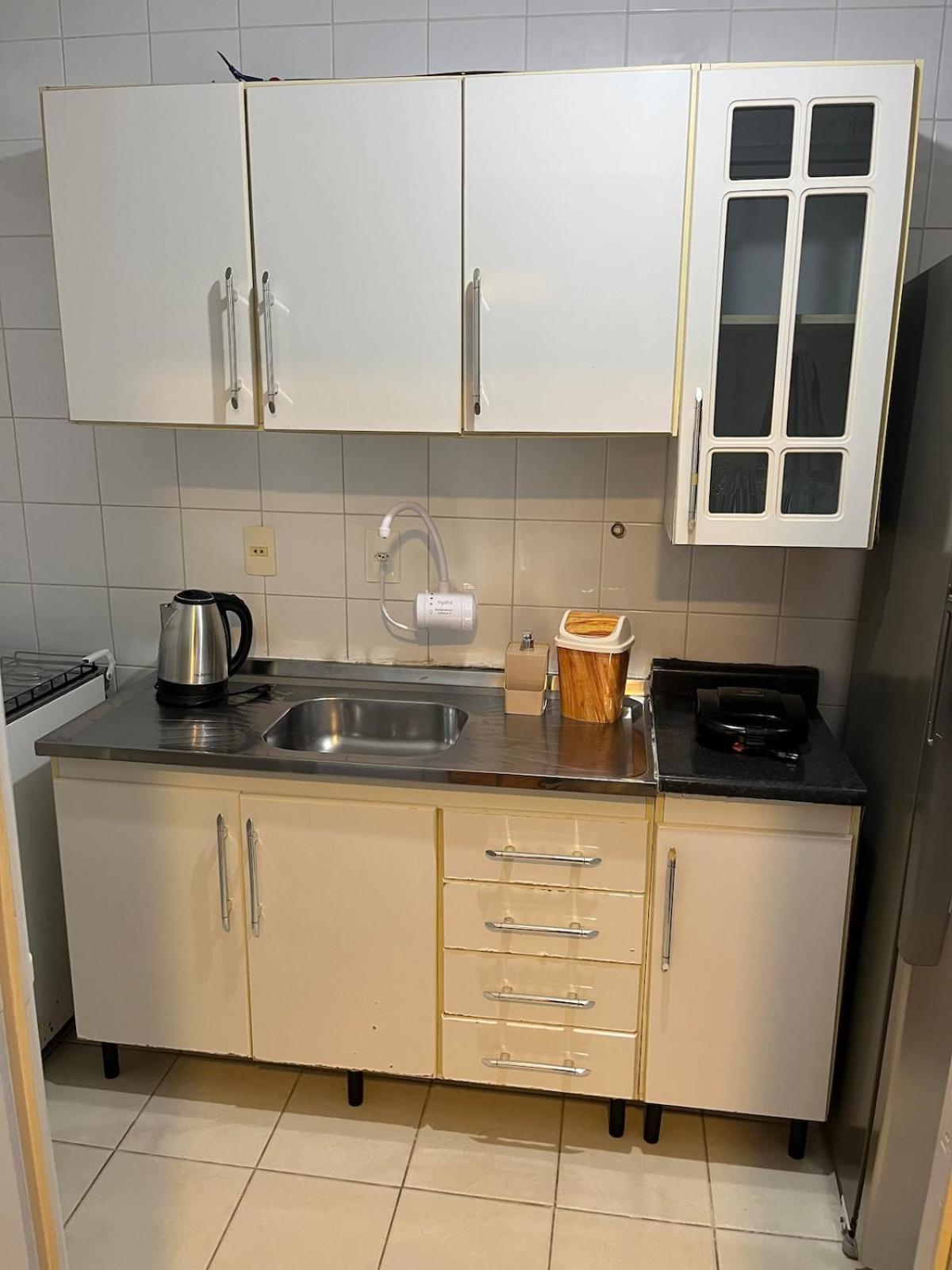 Apartamento Completo No Centro Proximo Da Beira-mar